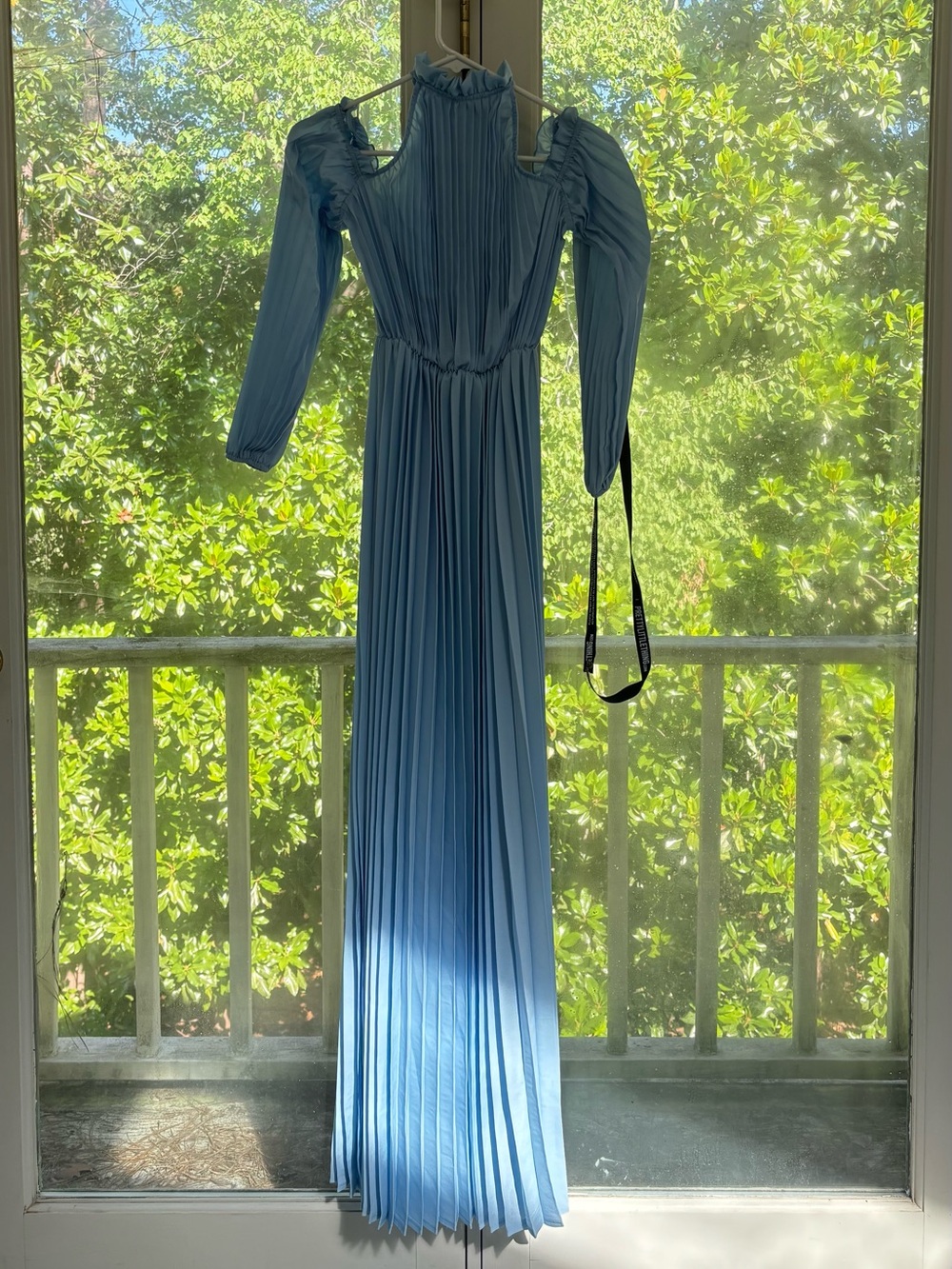 Elegant Pleated Light Blue Maxi Dress with Cut Out Shoulders